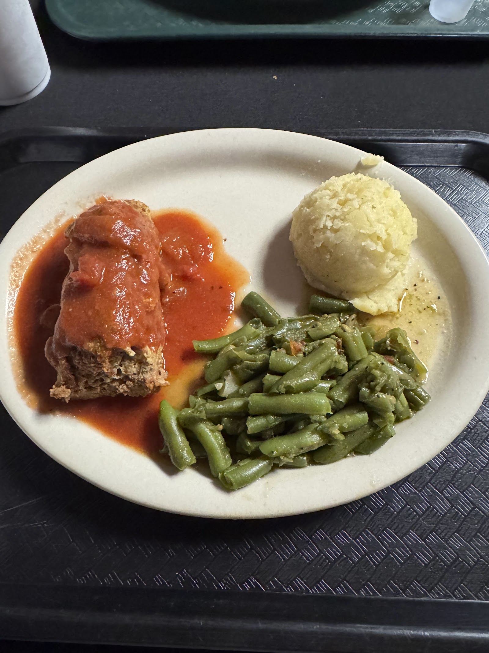 Inside The Lunch Box restaurant in Seguin, TX